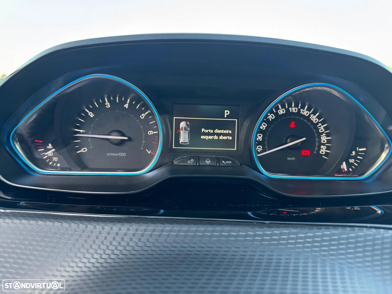 Peugeot 2008 PureTech 110 Stop&Start EAT6 Crossway - 16