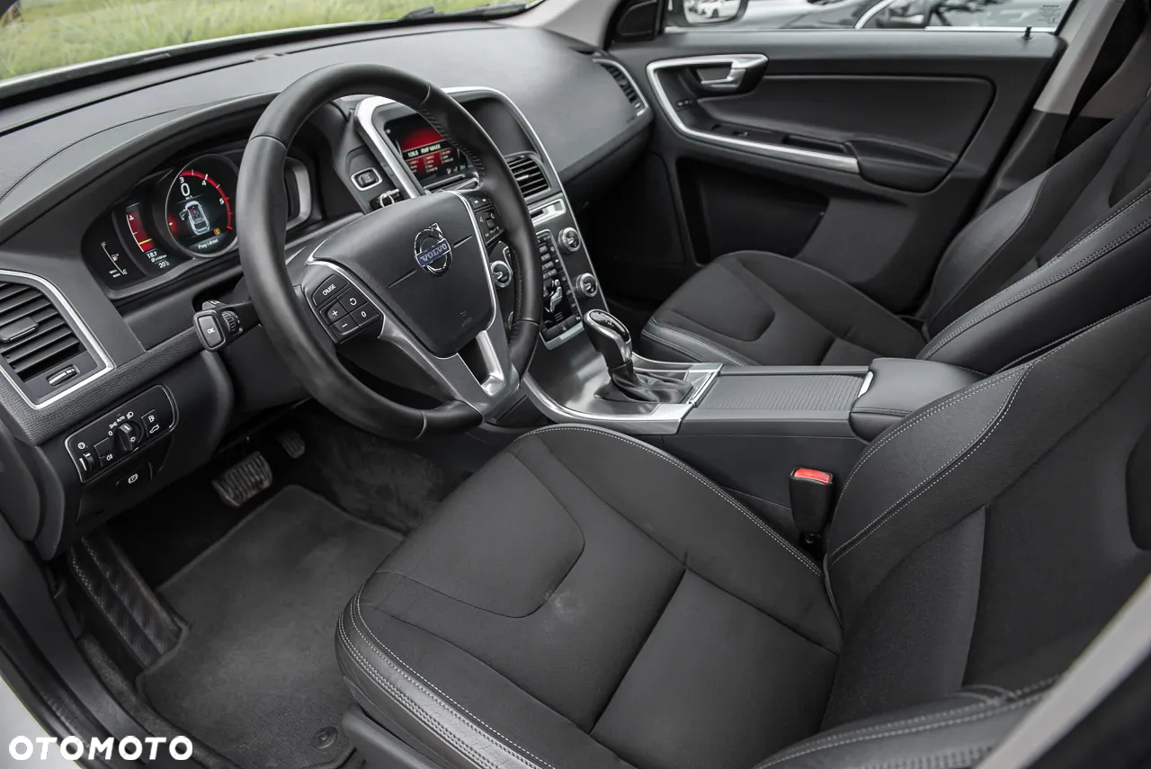 Volvo XC 60 D4 Geartronic Summum - 15