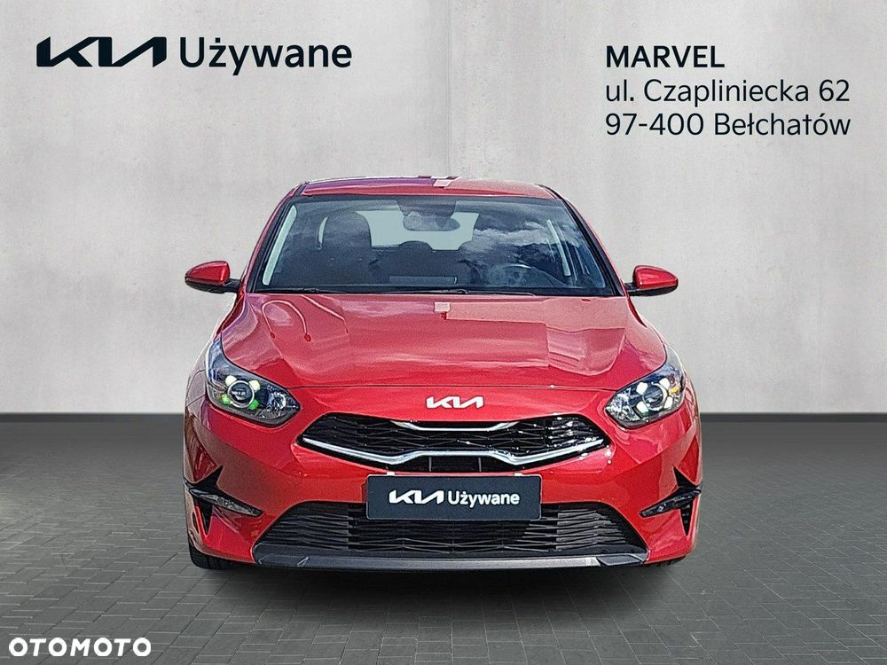 Kia Ceed - 8
