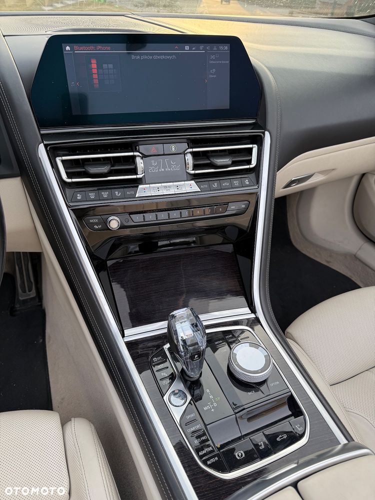 BMW Seria 8 - 8