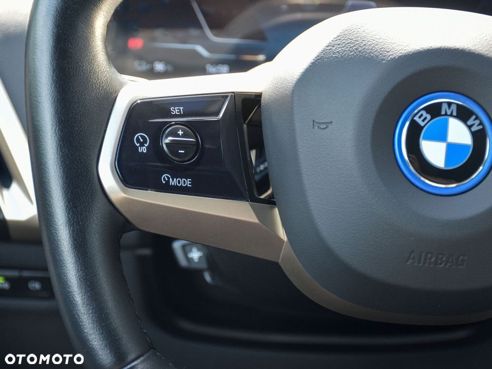BMW iX xDrive50 111.5kWh Signature - 23