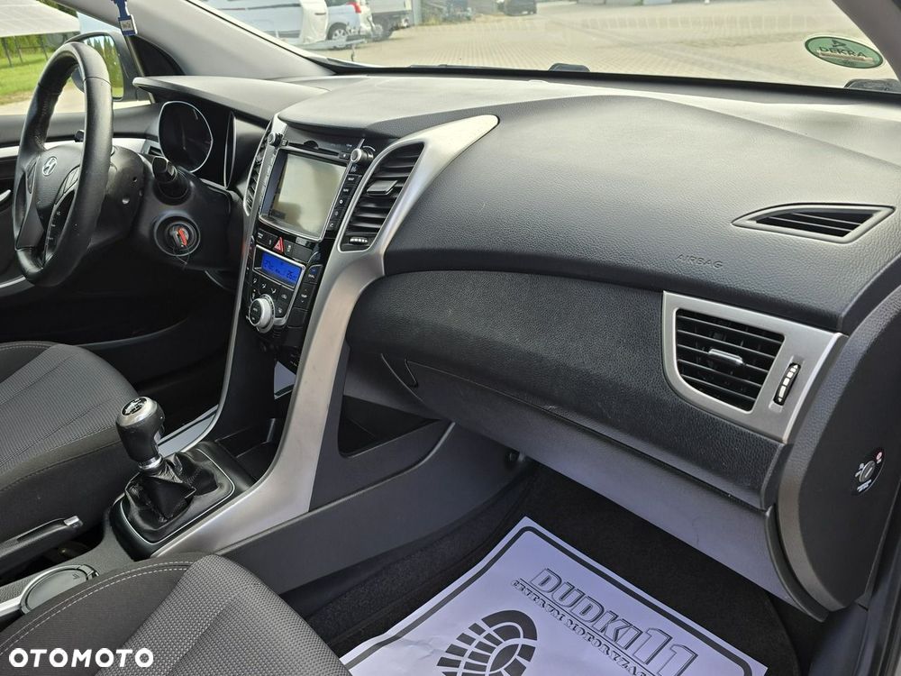 Hyundai i30 - 30