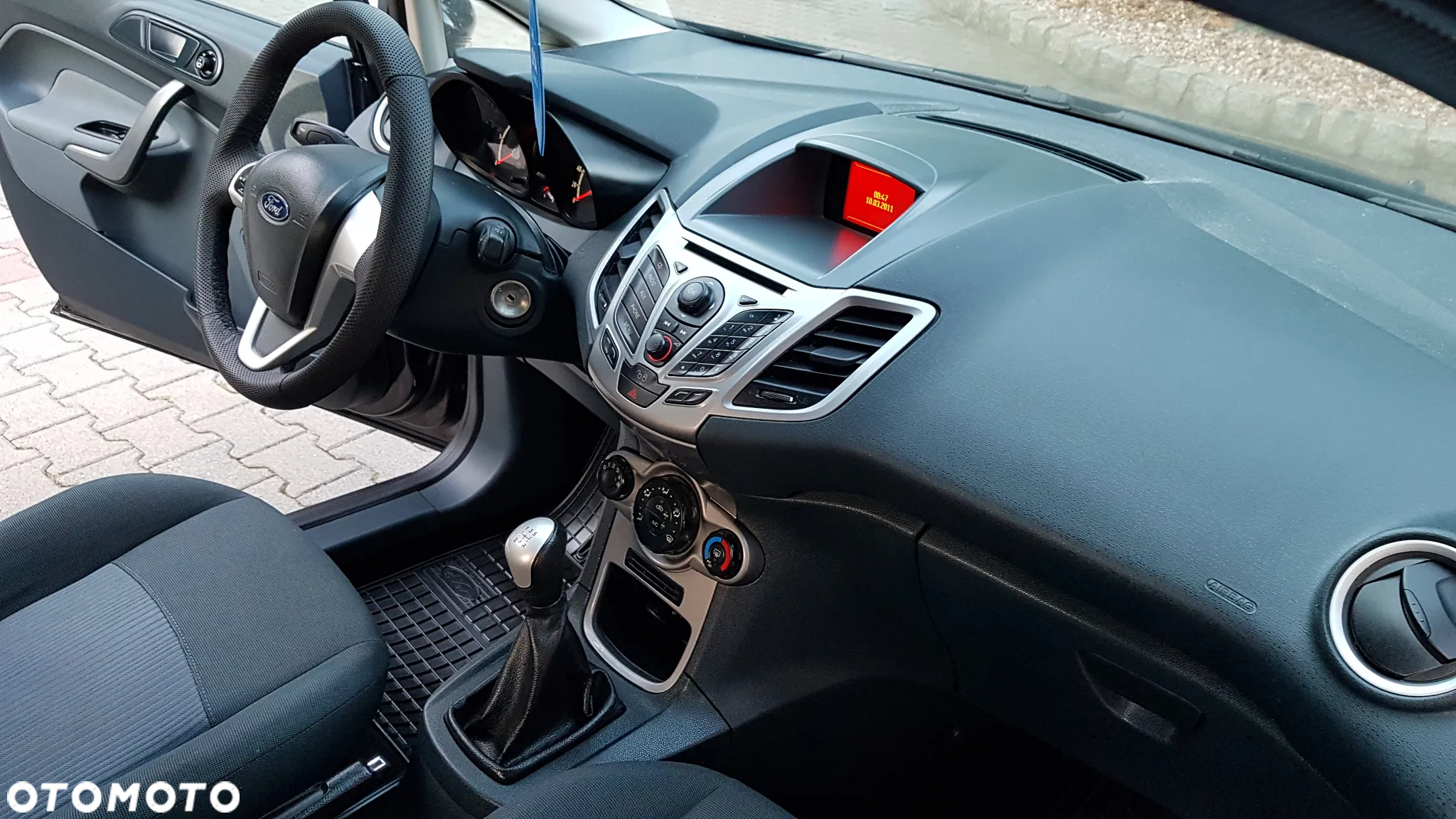 Ford Fiesta - 27