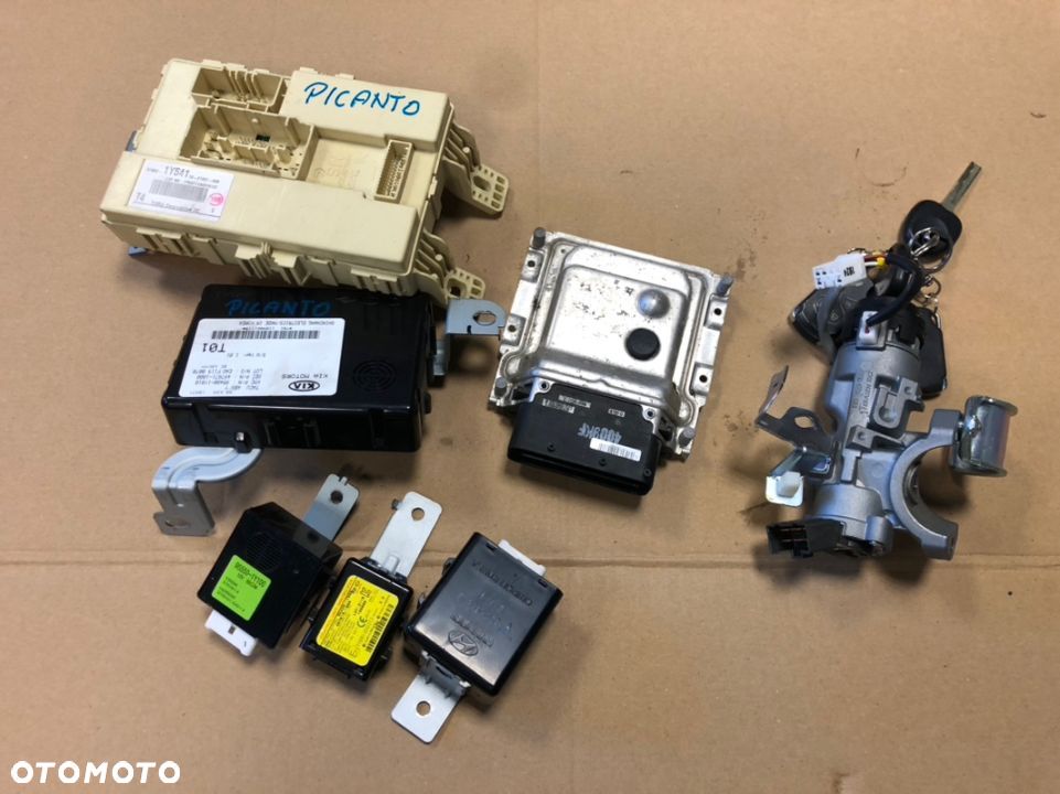 KIA PICANTO II 1.0 G3LA KOMPUTER STEROWNIK SILNIKA ZESTAW STARTOWY ROZRUCHOWY 39111-04055 - 1