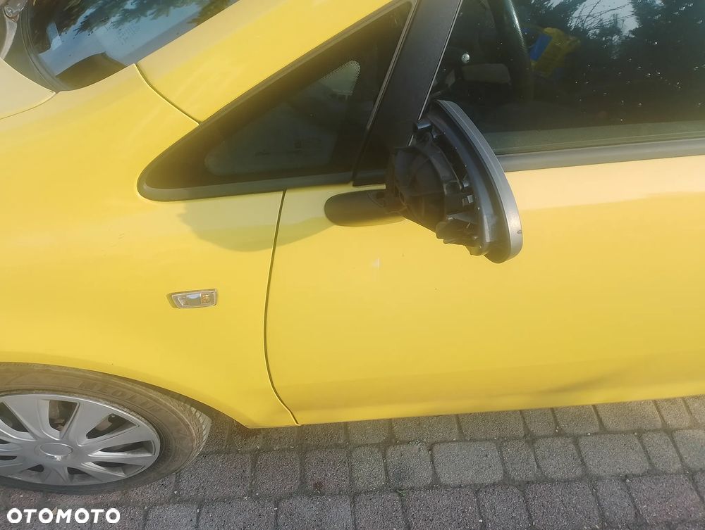 Opel Corsa - 10