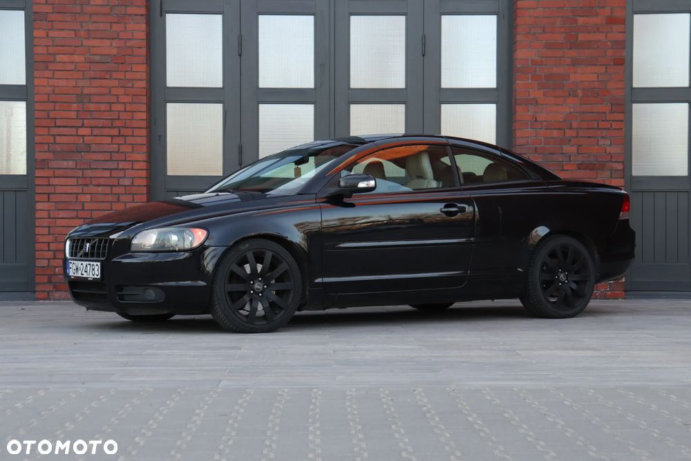 Volvo C70 2.4D5 Summum - 1