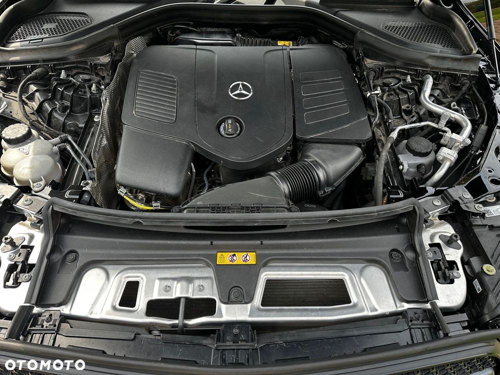 Mercedes-Benz GLC - 29