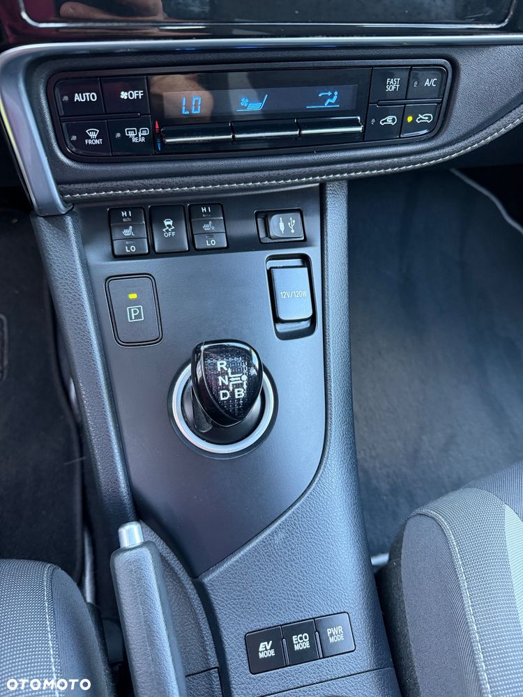 Toyota Auris - 17