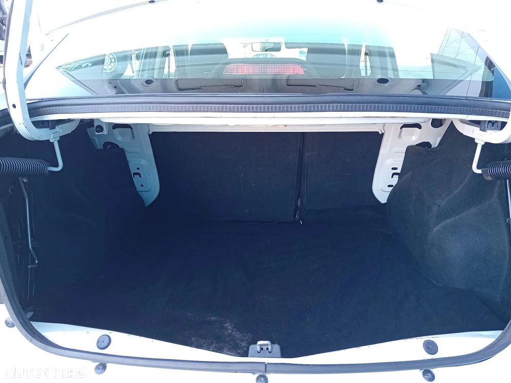 Dacia Logan 1.5 Blue dCi Ambiance - 14