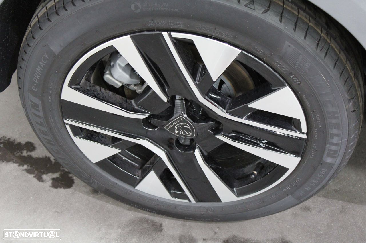 Peugeot 208 1.2 PureTech Allure - 9
