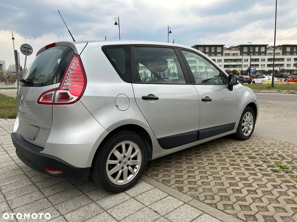 Renault Scenic 1.6 16V Authentique - 3