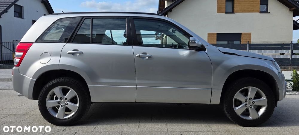 Suzuki Grand Vitara 2.4 Comfort - 5