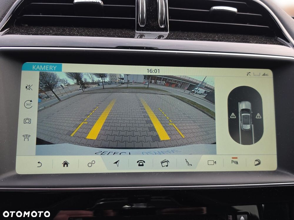 Jaguar F-Pace 5.0 V8 S/C AWD SVR - 27