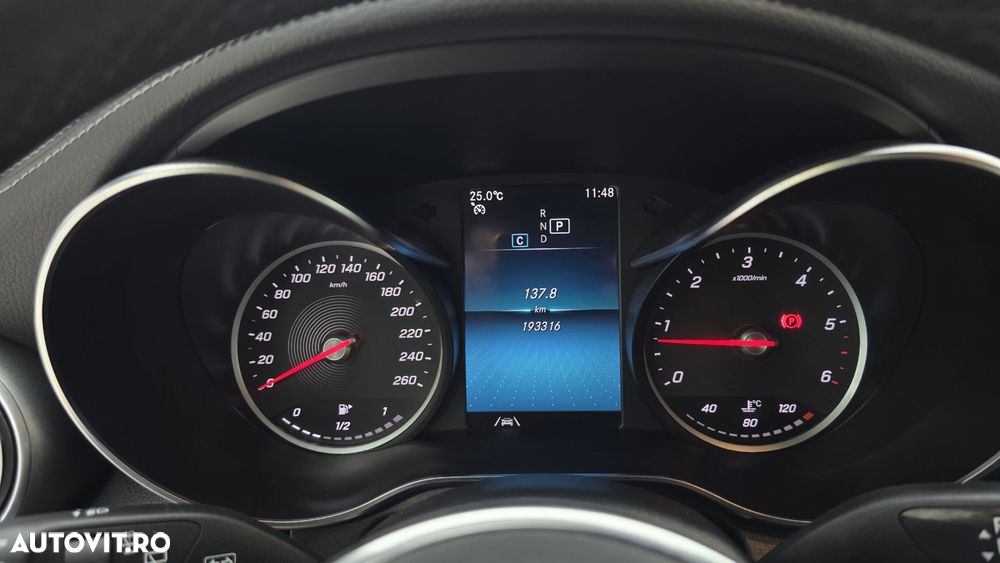 Mercedes-Benz GLC 220 d 4MATIC - 16