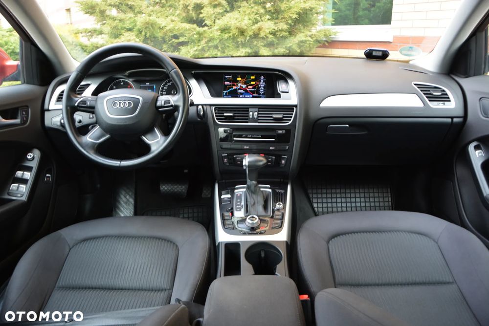 Audi A4 Avant 2.0 TDI DPF clean diesel multitronic Ambiente - 7