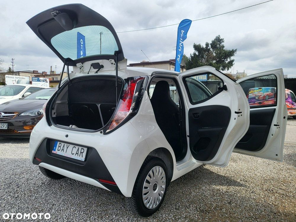 Toyota Aygo - 12