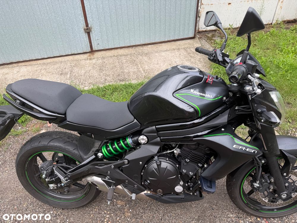 Kawasaki ER - 2
