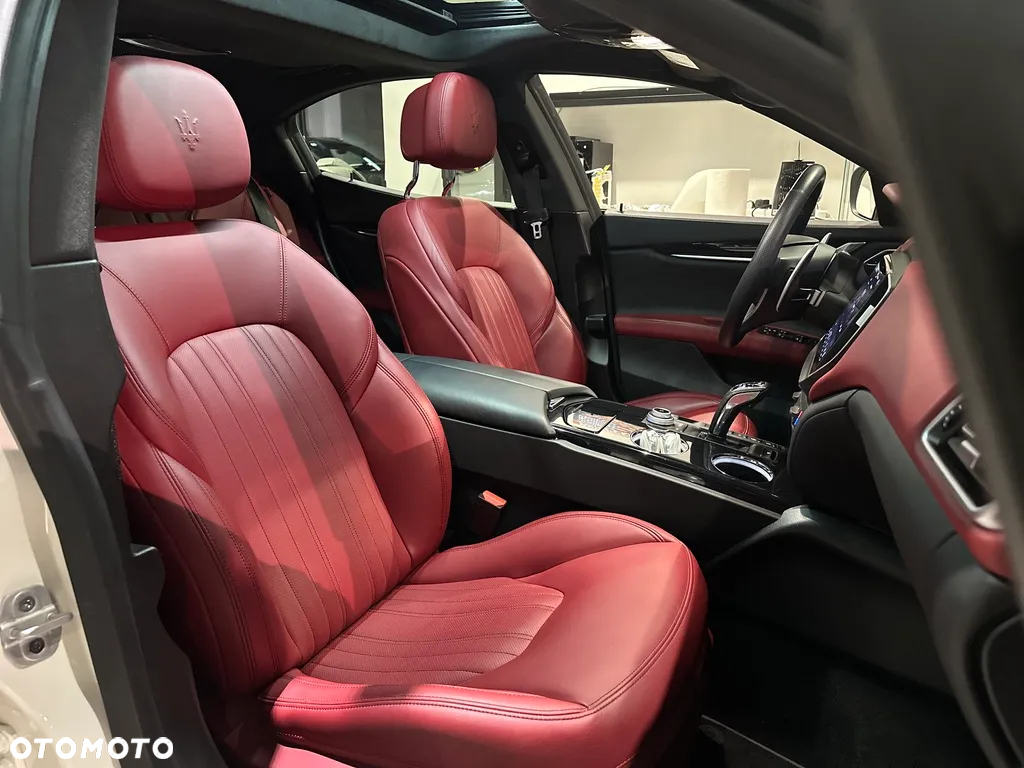 Maserati Ghibli - 25