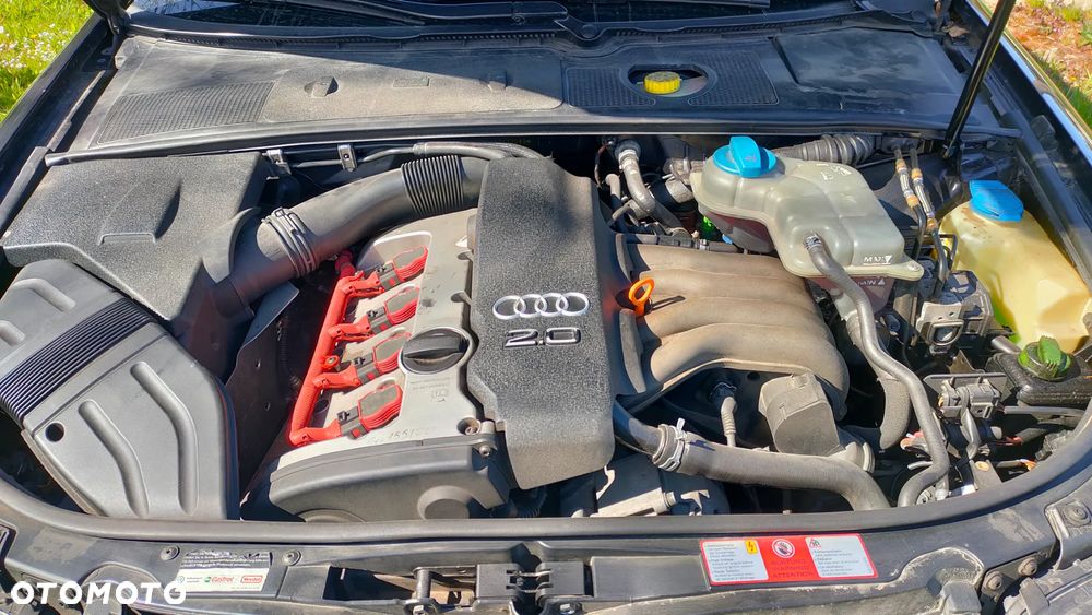 Audi A4 Limousine 2 - 6