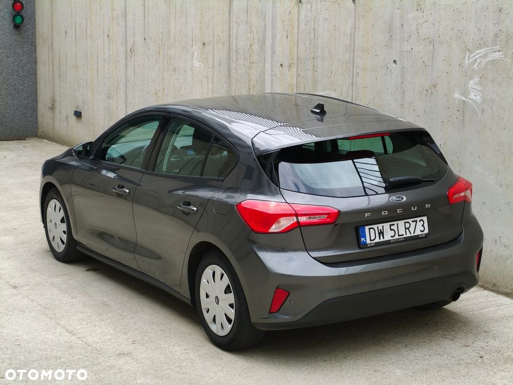Ford Focus 1.0 EcoBoost Trend Edition Business - 23