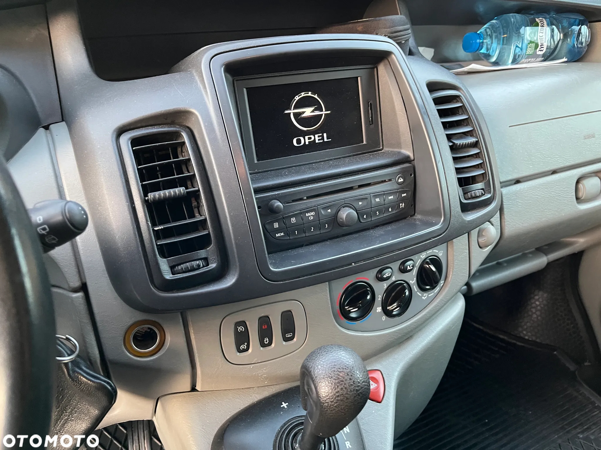 Opel Vivaro 2.0 CDTI L2H1 Easytronic Life Cosmo - 12