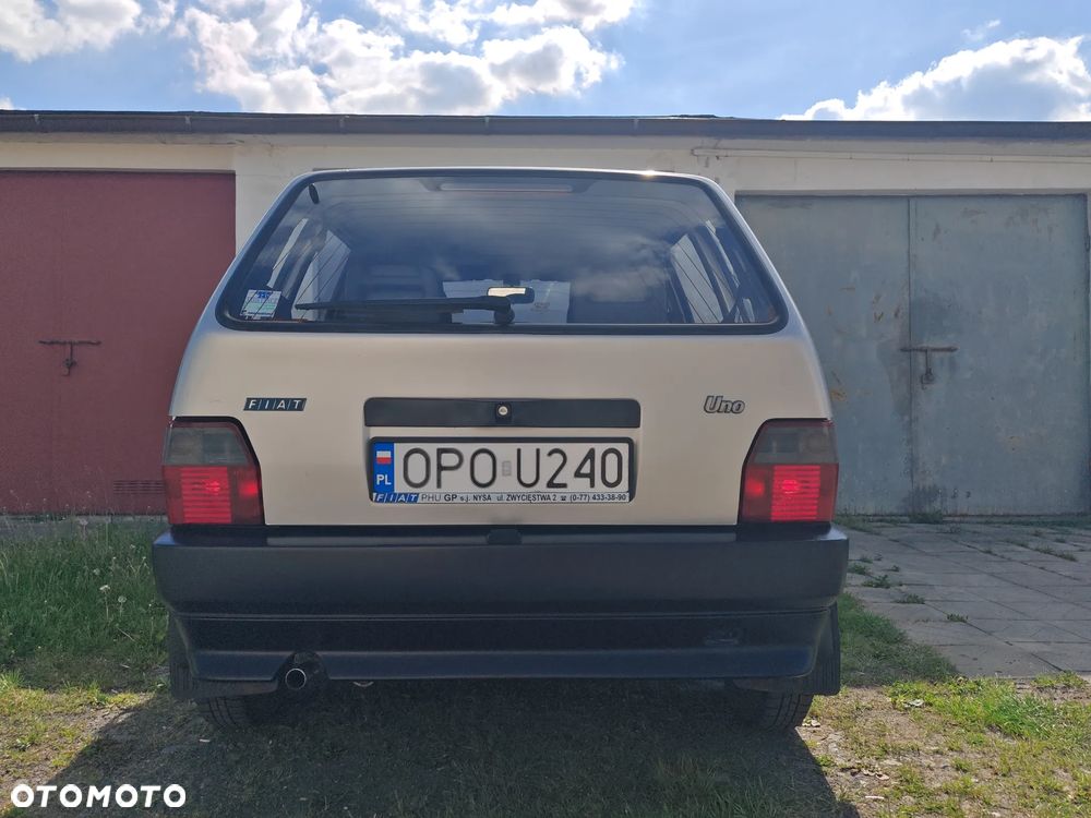 Fiat Uno - 4