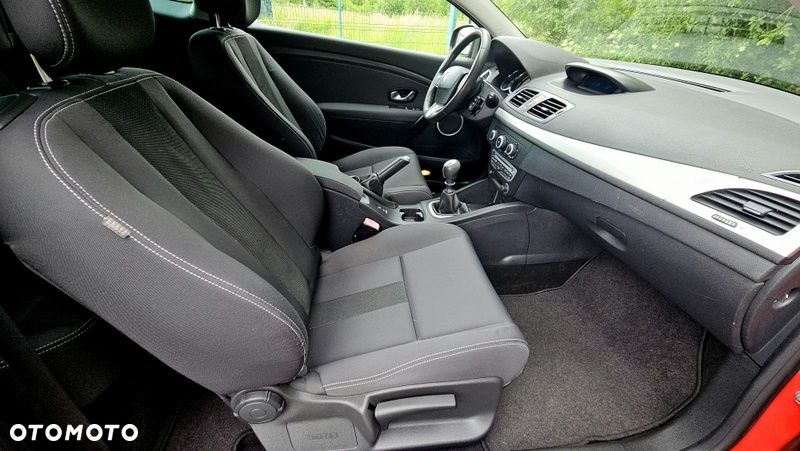 Renault Megane 1.6 16V Dynamique - 25