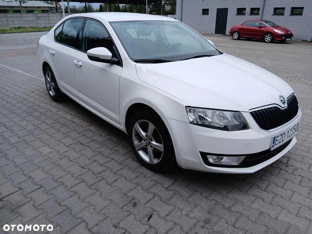 Skoda Octavia 1.6 TDI Solution - 16