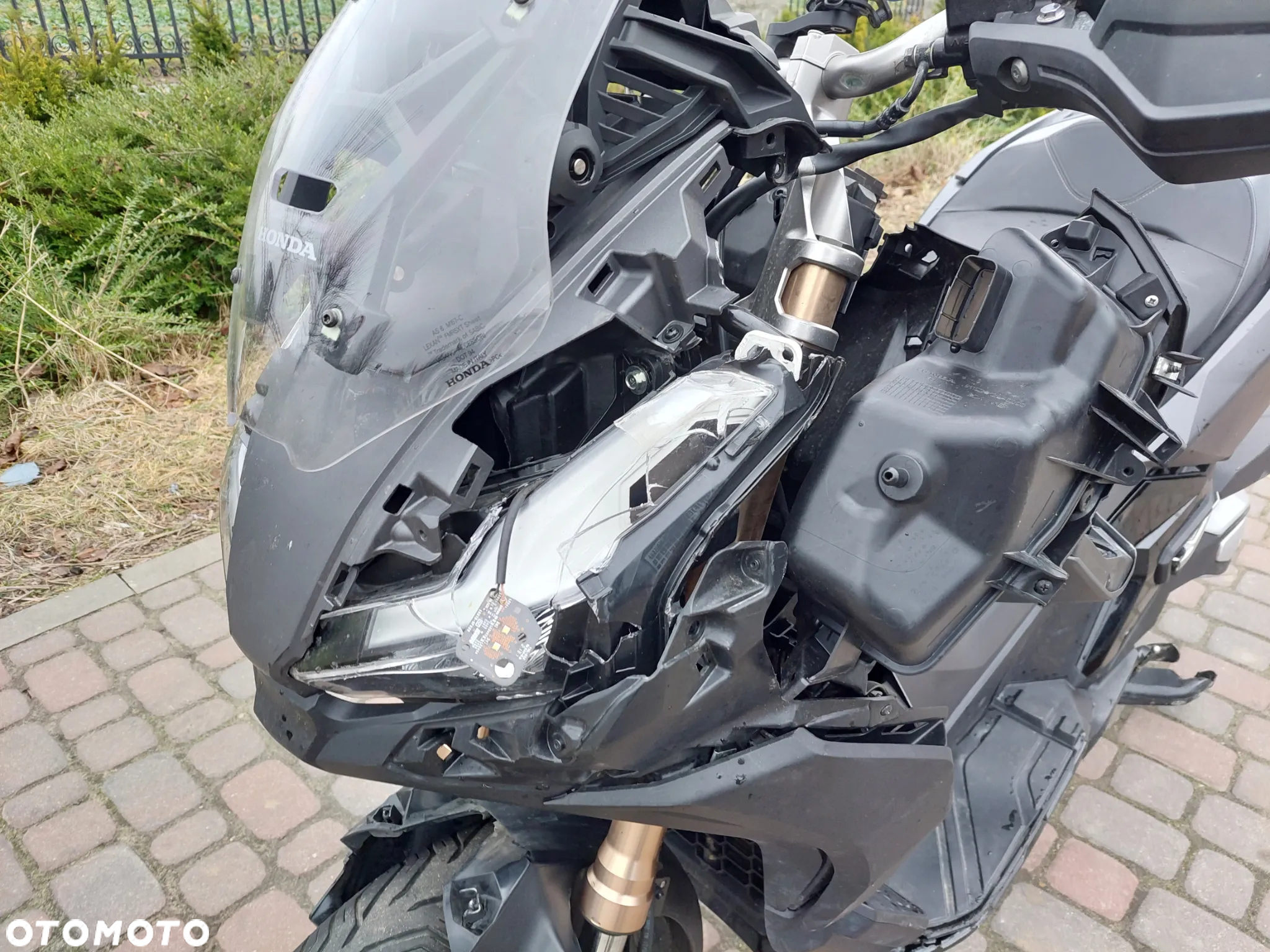 Honda ADV350 - 13