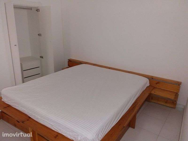 T1 Lisboa - Mobilado e Equipado - Grande imagem: 3/4