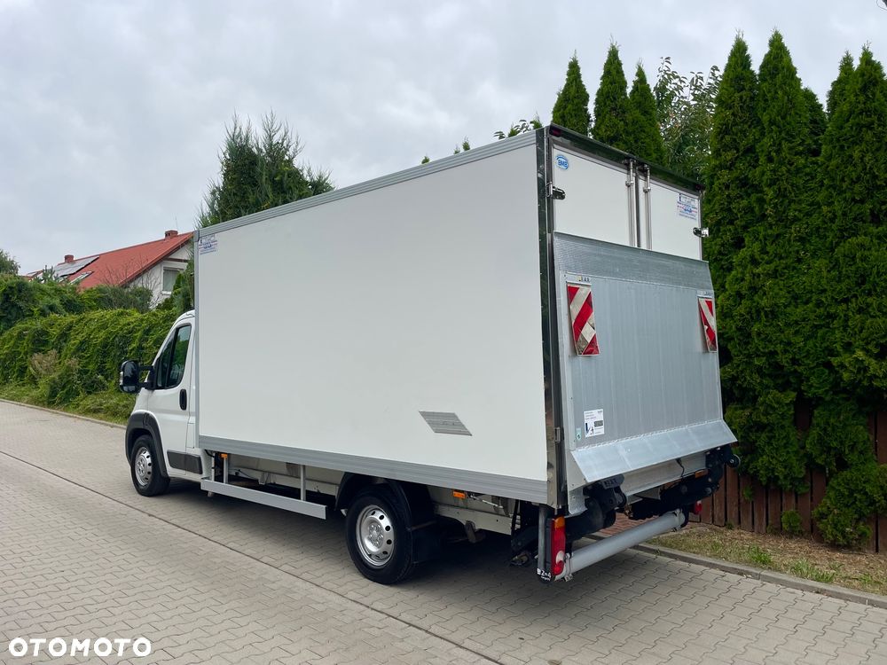 Peugeot Boxer 3.0 - 6