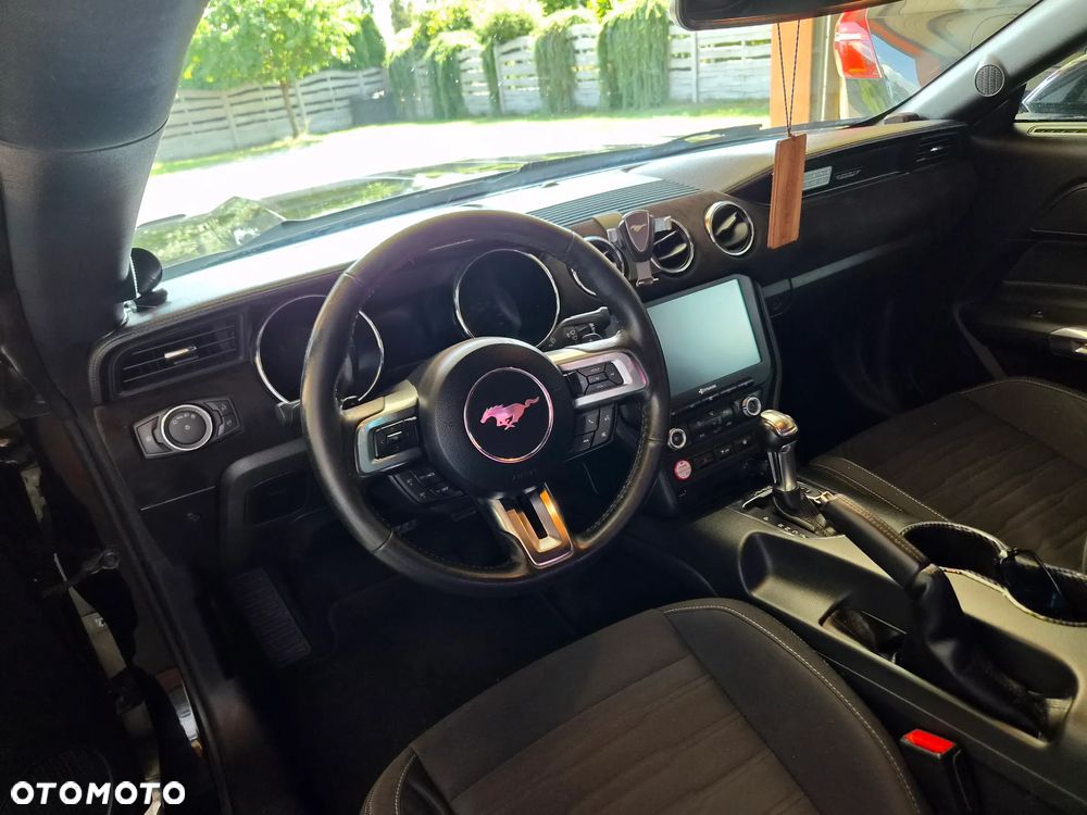Ford Mustang 5.0 V8 GT - 9