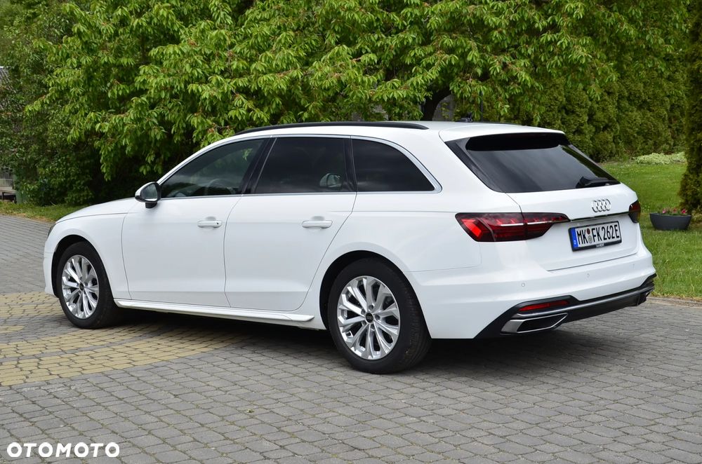 Audi A4 Avant 35 TFSI S tronic S line - 4