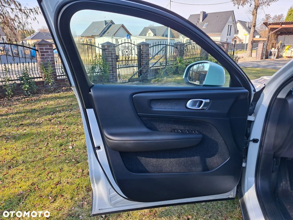 Volvo XC 40 D3 AWD Momentum - 14