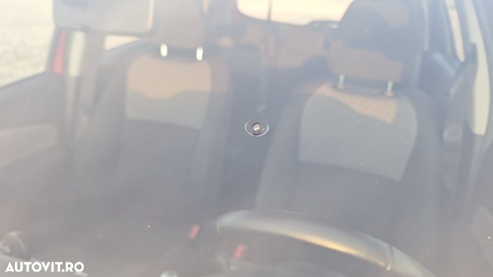 Toyota Yaris 1.3 VVT-i Luna - 17