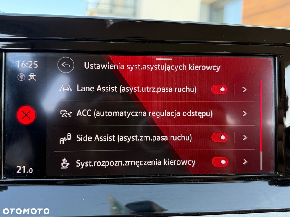 Volkswagen Golf 1.5 eTSI EVO Style DSG - 8