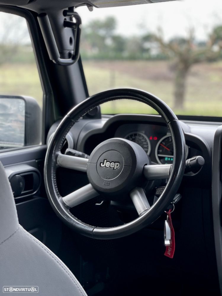 Jeep Wrangler Unlimited 2.8 CRD ATX Sahara Limited - 18