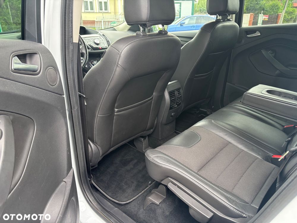 Ford Kuga 2.0 TDCi 4x4 Individual - 12