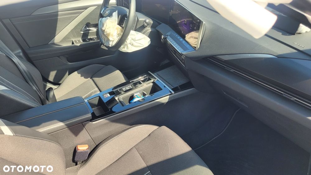 Opel Astra Edition - 13