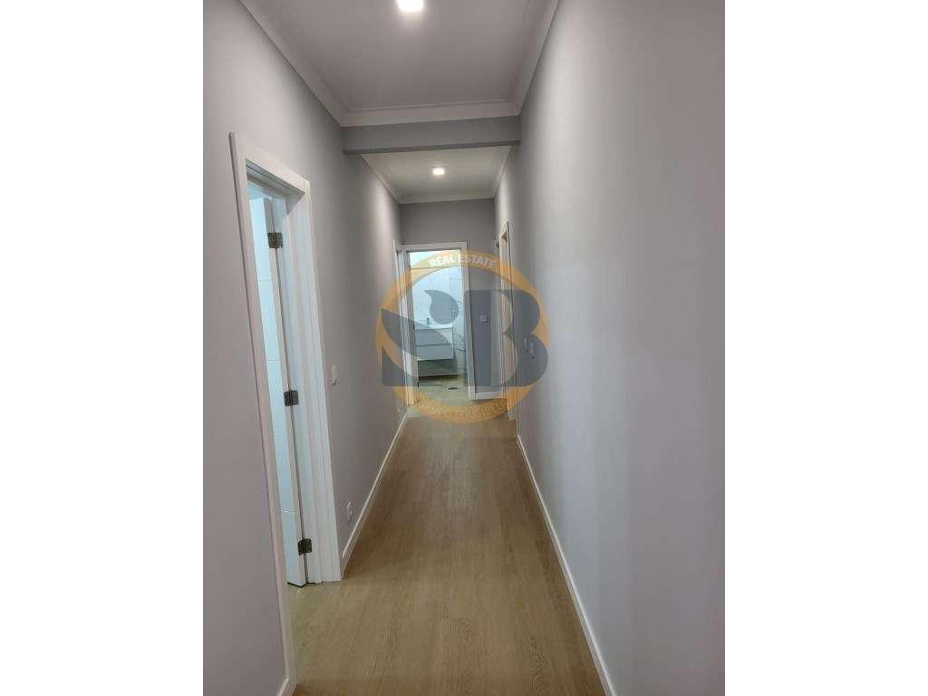 Apartamento Remodelado Vila Nova de Gaia - Grande imagem: 4/11