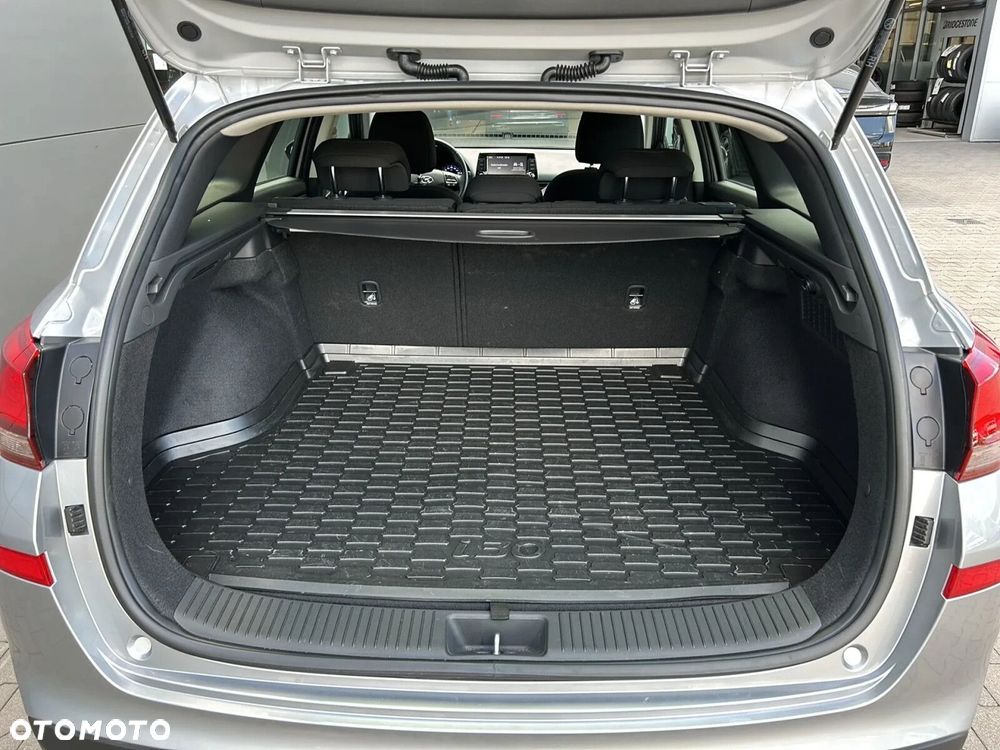 Hyundai i30 1.0 T-GDI Modern - 10