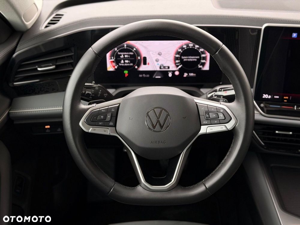 Volkswagen Passat - 20