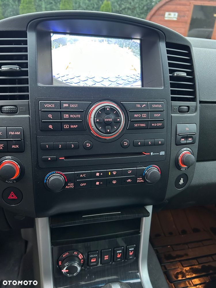 Nissan Pathfinder 2.5 dCi Platinum - 14