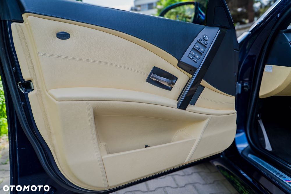 BMW M5 Standard - 13