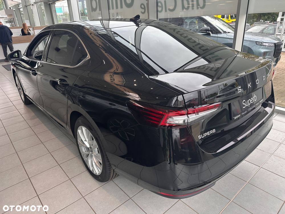 Skoda Superb 1.5 TSI Style DSG - 4
