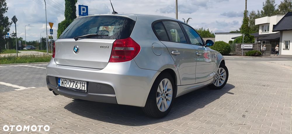 BMW Seria 1 116i - 6