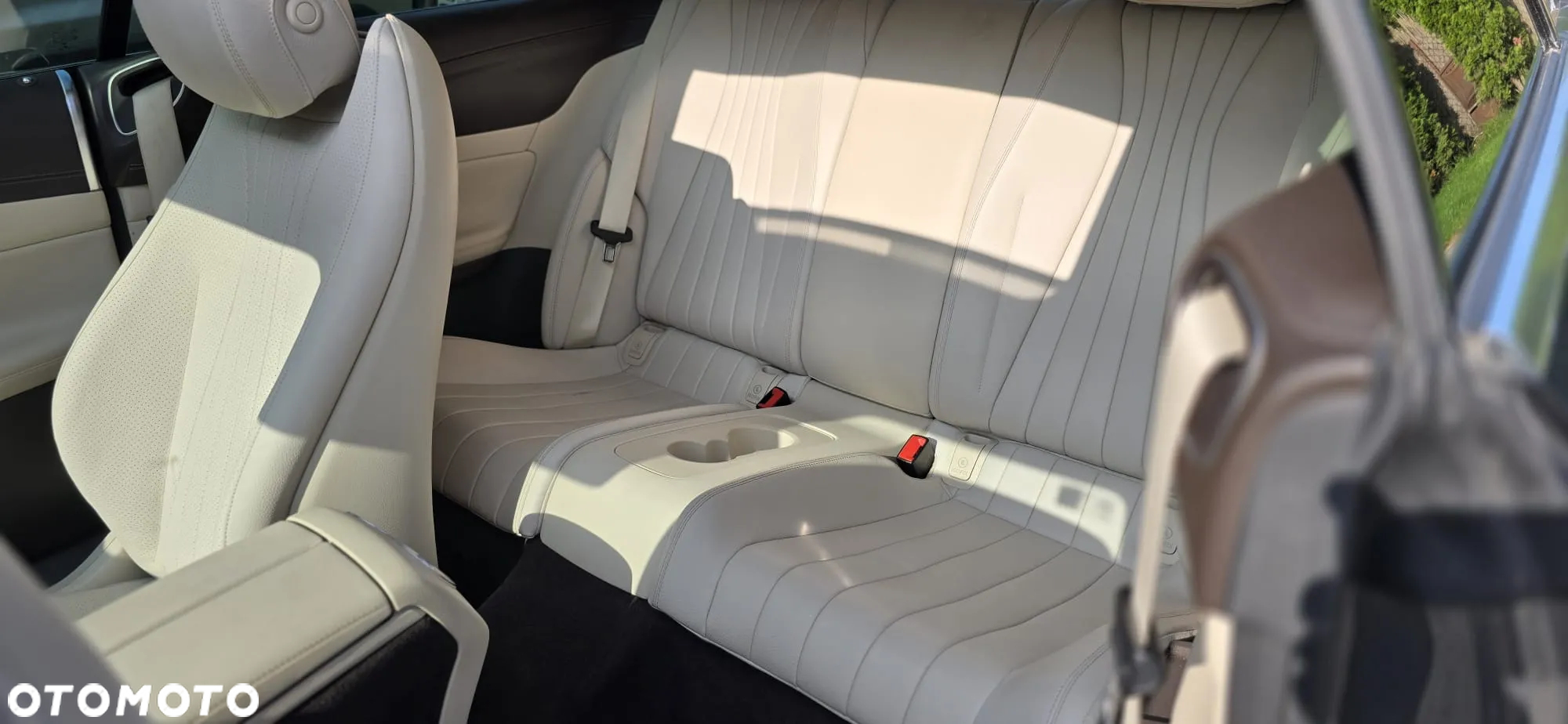 Mercedes-Benz Klasa E - 28