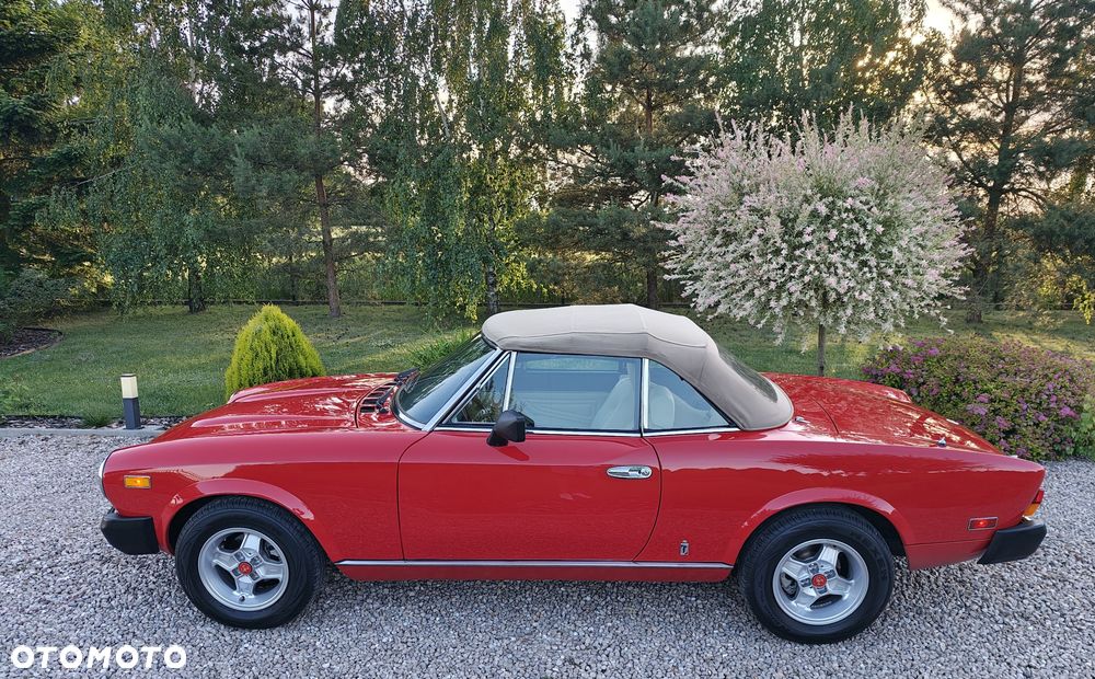 Fiat 124 Spider - 34