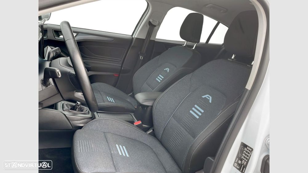 Ford Focus 1.0 EcoBoost MHEV Active - 13