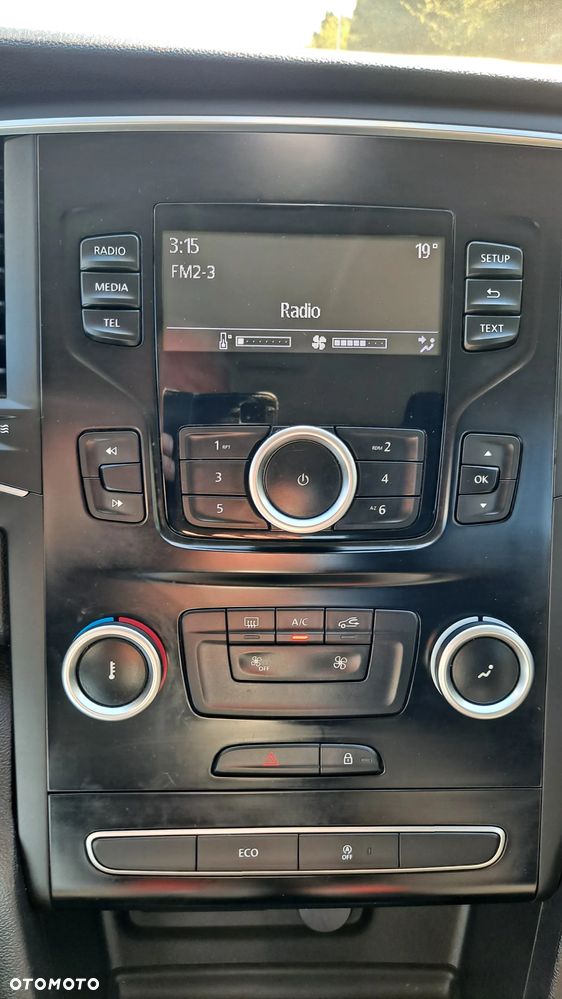 Renault Megane 1.2 Energy TCe Life - 15